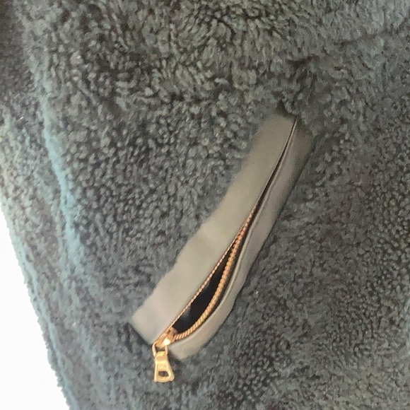 ADAM LIPPES  lamb shearling/ leather green / golden hardware coat Sz X… - Picture 8 of 11